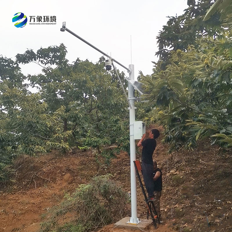 泥水位監(jiān)測站可同時測量渠道內水位、降雨量